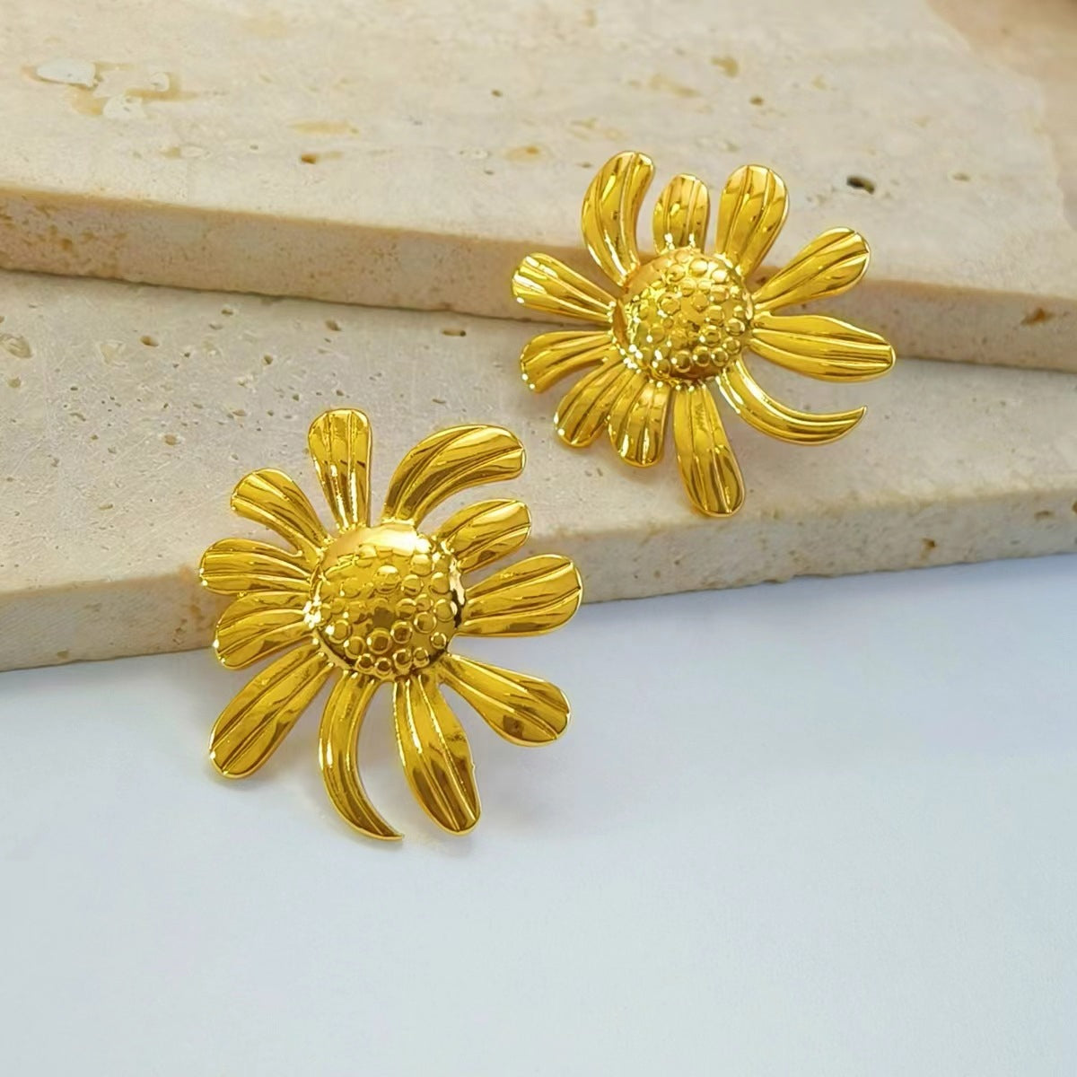 Gold Daisy Flower Earrings