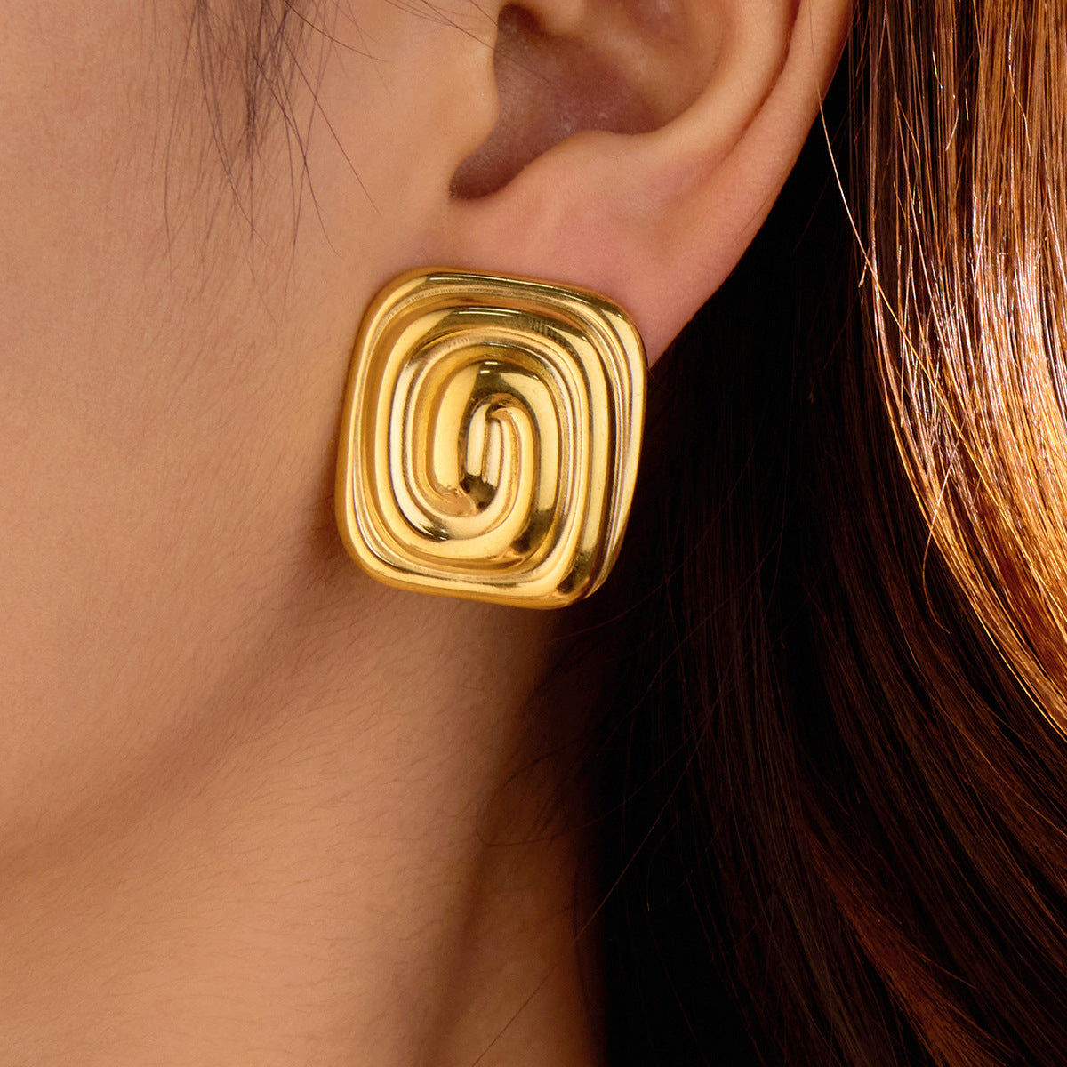 Gold-Plated Retro Swirl Square Earrings