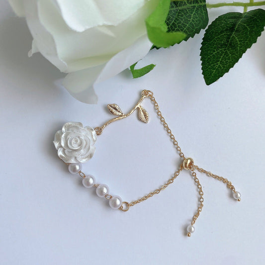 Elegant Rose & Pearl Bracelet