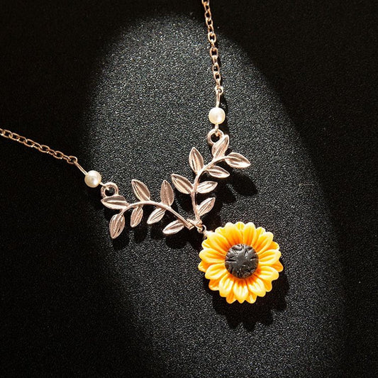Golden Bloom Sunflower Necklace
