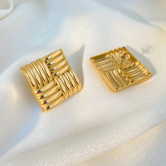 Bold Luxe Woven Square Gold Earrings