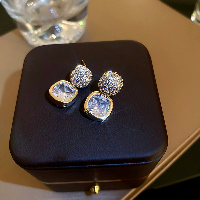 Radiant Cushion-Cut Drop Earrings – Gold & Crystal