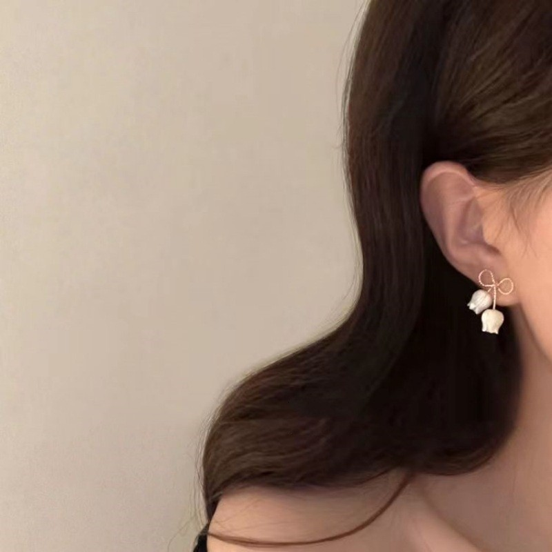 Lily Belle Bloom Earrings
